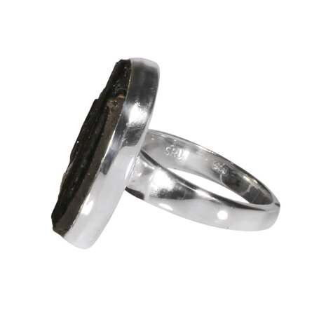 Zilveren ring toermalijn (zwart) maat 18 1/2 | ovaal ruw 2,3 x 1,6 cm