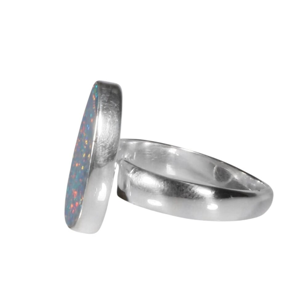 Zilveren ring opaal (Australië) doublet maat 18 1/2 | 1,8 x 0,8 cm Zilveren ring opaal (Australië) doublet maat 18 1/2 | 1,8 x 0,8 cm