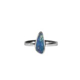 Zilveren ring opaal (Australië) doublet maat 18 | 1,2 x 0,5 cm Zilveren ring opaal (Australië) doublet maat 18 | 1,2 x 0,5 cm