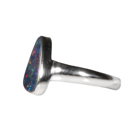 Zilveren ring opaal (Australië) doublet maat 19 | driehoek 1,4 x 0,8 cm