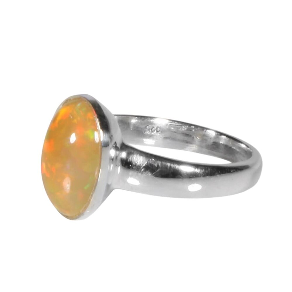 Zilveren ring opaal (edel) maat 17 1/2 (verstelbaar) | ovaal 1,3 x 0,8 cm