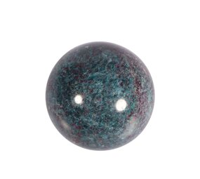 Robijn in kyaniet bol 56 mm | 337 gram Robijn in kyaniet bol 56 mm | 337 gram