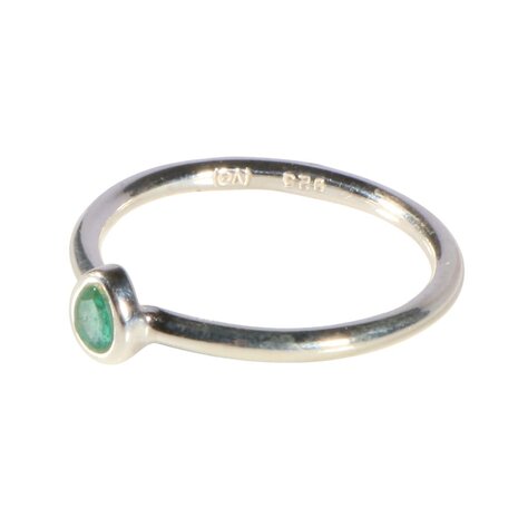 Zilveren ring smaragd maat 18 | druppel facet 0,4 x 0,3 cm Zilveren ring smaragd maat 18 | druppel facet 0,4 x 0,3 cm