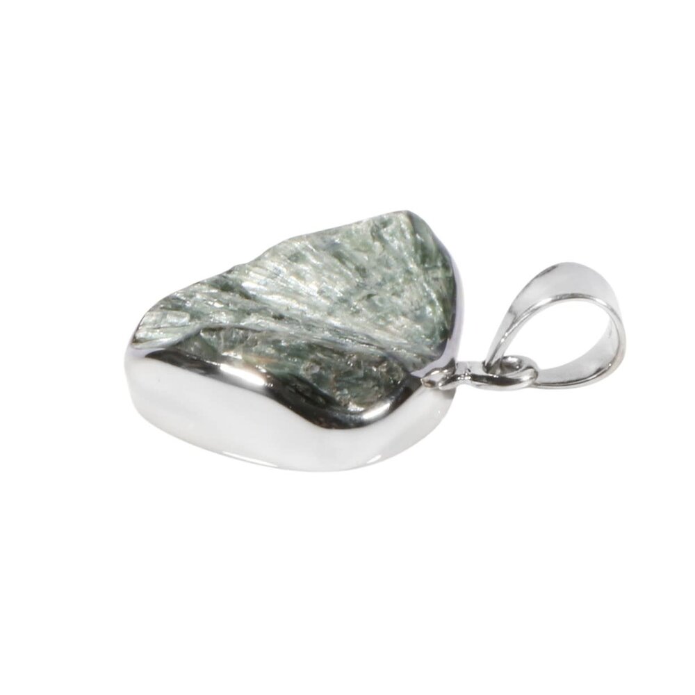 Zilveren hanger serafiniet | driehoek 2,8 x 1,7 cm Zilveren hanger serafiniet | driehoek 2,8 x 1,7 cm