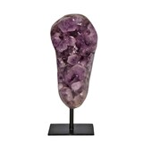 Amethist cluster op standaard 19,8 x 10,7 x 9,2 cm | 2828 gram Amethist cluster op standaard 19,8 x 10,7 x 9,2 cm | 2828 gram