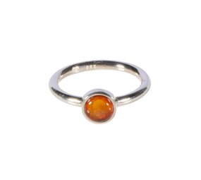 Zilveren ring barnsteen maat 18 | rond 6 mm Zilveren ring barnsteen maat 18 | rond 6 mm