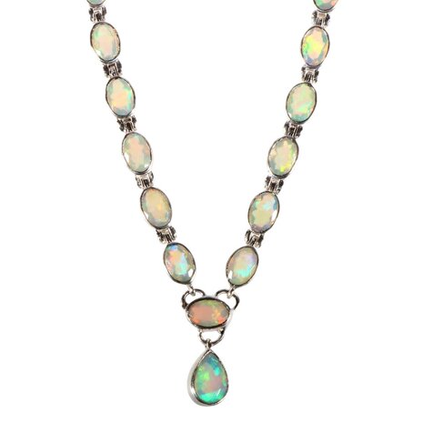 Zilveren ketting opaal (edel) ovaal facet 7 x 4,7 mm Zilveren ketting opaal (edel) ovaal facet 7 x 4,7 mm