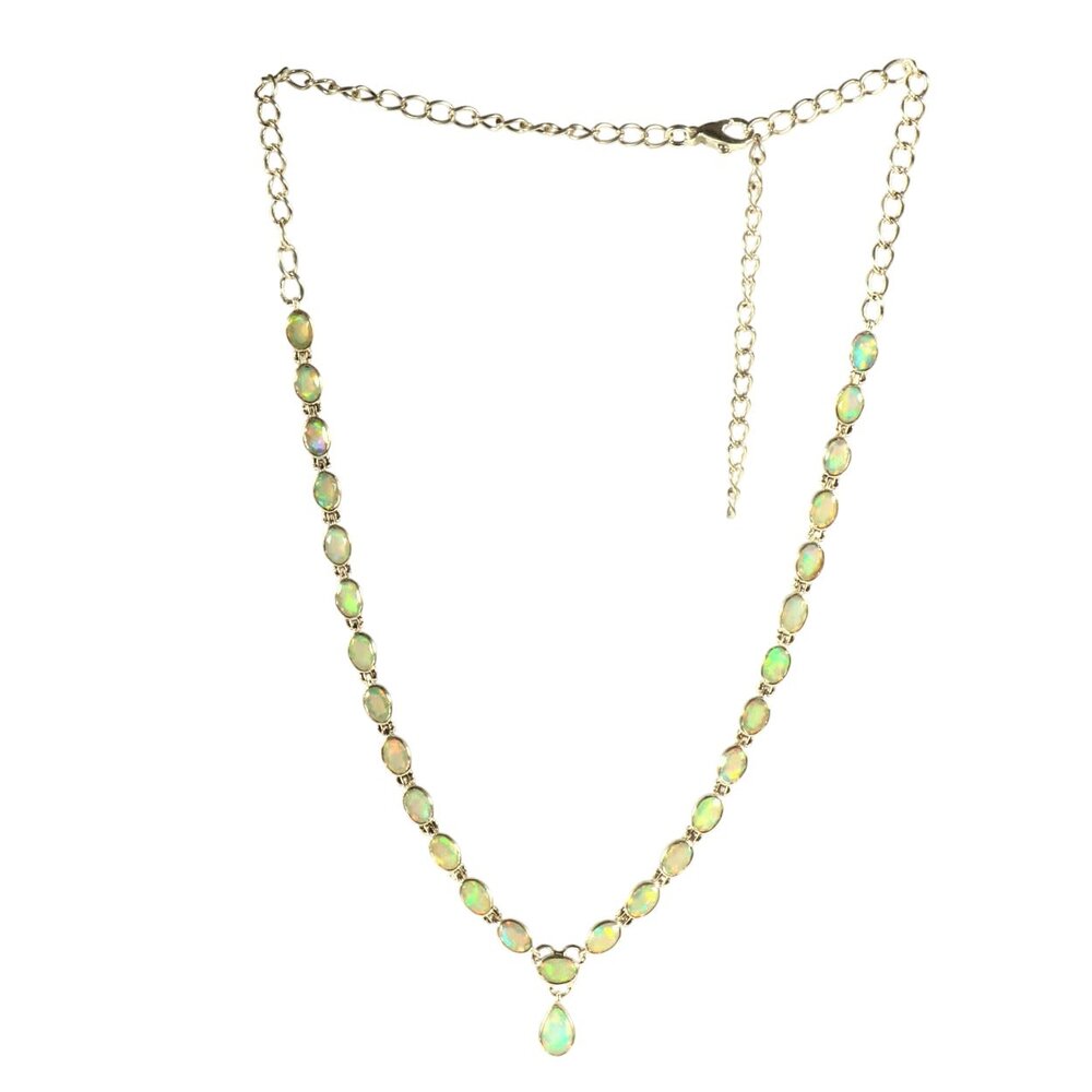 Zilveren ketting opaal (edel) ovaal facet 7 x 4,7 mm Zilveren ketting opaal (edel) ovaal facet 7 x 4,7 mm