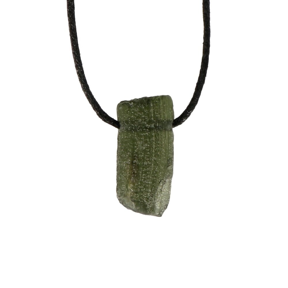 Moldaviet hanger ruw doorboord | 2,29 gram