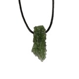 Moldaviet hanger ruw doorboord | 2,38 gram