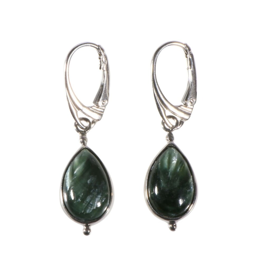 Zilveren oorbellen serafiniet | druppel 1,6 x 1 cm Zilveren oorbellen serafiniet | druppel 1,6 x 1 cm