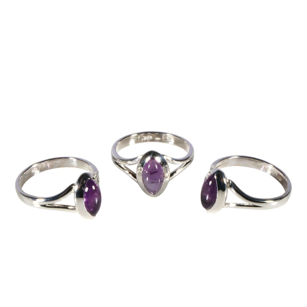 Zilveren ring amethist maat 18 | markies 1 x 0,5 cm Zilveren ring amethist maat 18 | markies 1 x 0,5 cm