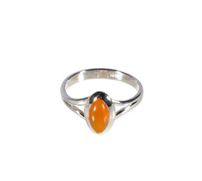 Zilveren ring carneool maat 18 | markies 1 x 0,5 cm Zilveren ring carneool maat 18 | markies 1 x 0,5 cm