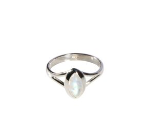 Zilveren ring maansteen (regenboog) maat 16 1/2 | markies 1 x 0,5 cm