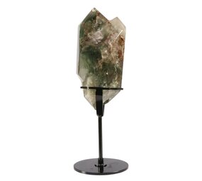 Sjamaankwarts cluster geslepen | 14,7 x 6,8 x 6,7 cm | 891 gram | op standaard Sjamaankwarts cluster geslepen | 14,7 x 6,8 x 6,7 cm | 891 gram | op standaard