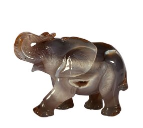 Agaat olifant 11 x 15,3 x 7,3 cm | 1030 gram