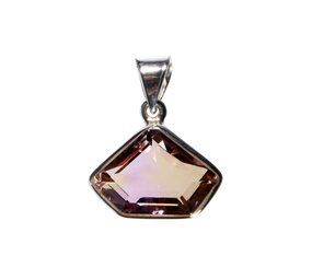 Zilveren hanger ametrien facet 1,3 x 1,9 cm