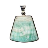 Zilveren hanger calciet (Caribbean blue) | trapezium 2,9 x 3,1 cm Zilveren hanger calciet (Caribbean blue) | trapezium 2,9 x 3,1 cm