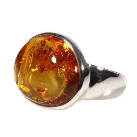 Zilveren ring barnsteen maat 18 | ovaal 1,6 x 2,1 cm