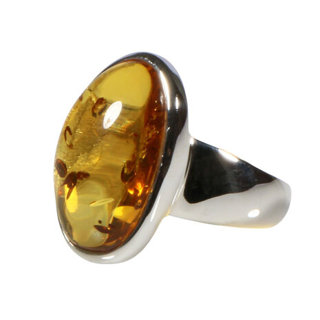 Zilveren ring barnsteen maat 17 | ovaal 1,8 x 1,2 cm Zilveren ring barnsteen maat 17 | ovaal 1,8 x 1,2 cm