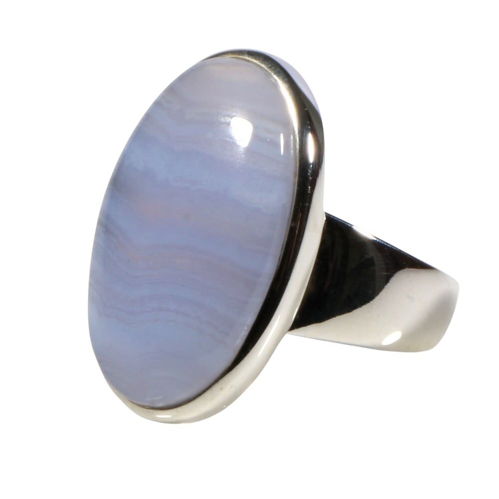 Zilveren ring chalcedoon maat 18 1/2 | ovaal 2,5 x 1,6 cm