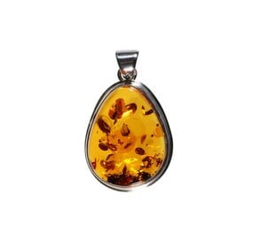 Zilveren hanger barnsteen | druppel 3 x 2,3 cm Zilveren hanger barnsteen | druppel 3 x 2,3 cm