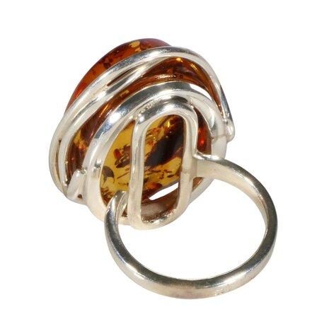 Zilveren ring barnsteen maat 18 (verstelbaar) | ovaal 2,4 x 1,9 cm Zilveren ring barnsteen maat 18 (verstelbaar) | ovaal 2,4 x 1,9 cm