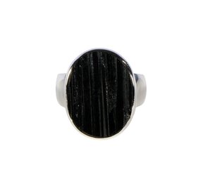 Zilveren ring toermalijn (zwart) maat 18 | ovaal ruw 2 x 1,5 cm Zilveren ring toermalijn (zwart) maat 18 | ovaal ruw 2 x 1,5 cm