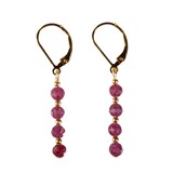 Gold filled oorbellen robijn | 4 mm facet