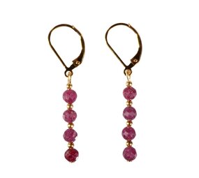 Gold filled oorbellen robijn | 4 mm facet Gold filled oorbellen robijn | 4 mm facet