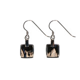 Zilveren oorbellen versteend palm hout | vierkant 1 x 1 cm Zilveren oorbellen versteend palm hout | vierkant 1 x 1 cm