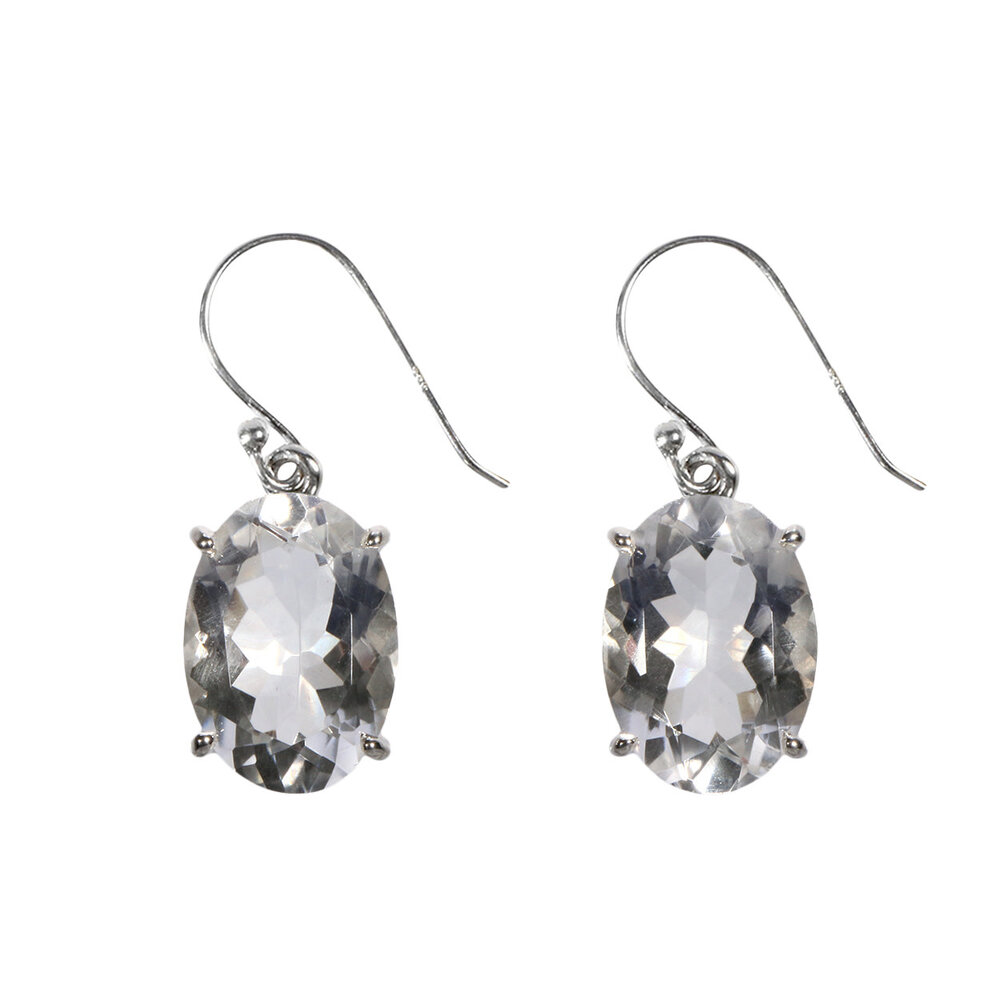 Zilveren oorbellen bergkristal | ovaal facet gezet 1,8 x 1,4 cm