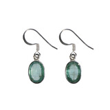 Zilveren oorbellen kyaniet (aqua) ovaal facet 1,2 x 0,8 cm Zilveren oorbellen kyaniet (aqua) ovaal facet 1,2 x 0,8 cm