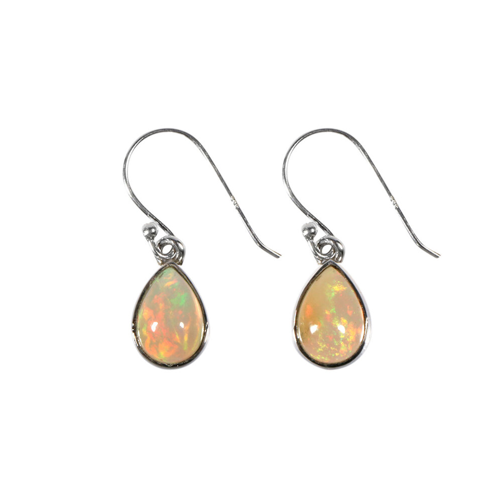 Zilveren oorbellen opaal (edel) | druppel 10 x 7 mm Zilveren oorbellen opaal (edel) | druppel 10 x 7 mm