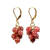 Gold filled oorbellen robijn tros Gold filled oorbellen robijn tros