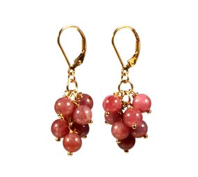 Gold filled oorbellen robijn tros Gold filled oorbellen robijn tros