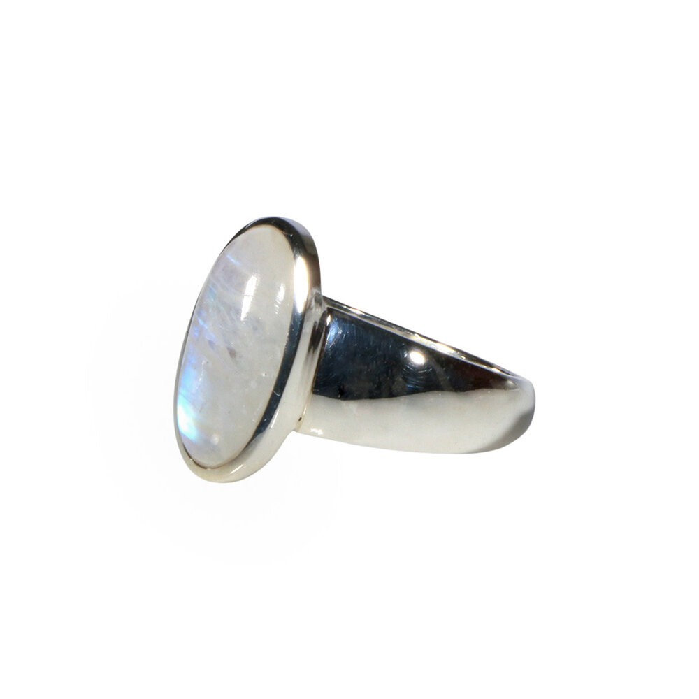 Zilveren ring maansteen (regenboog) maat 19 1/2 | ovaal 1,7 x 0,9 cm