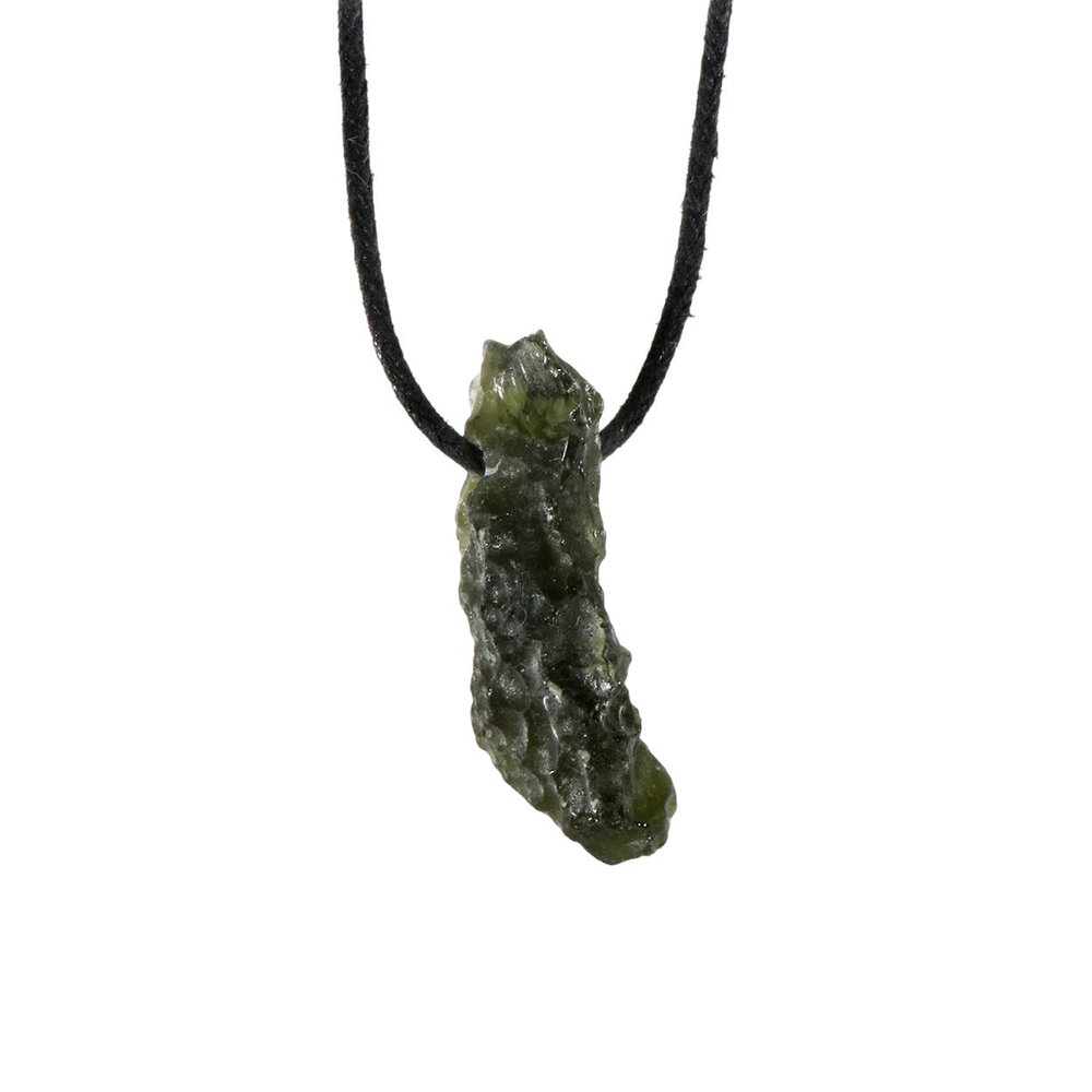 Moldaviet hanger ruw doorboord | 4,1 gram