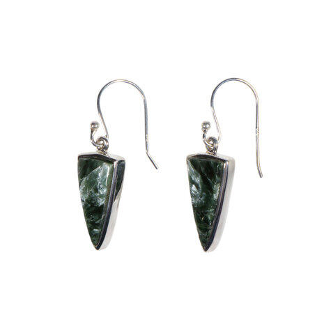 Zilveren oorbellen serafiniet | driehoek 1,8 x 0,9 cm