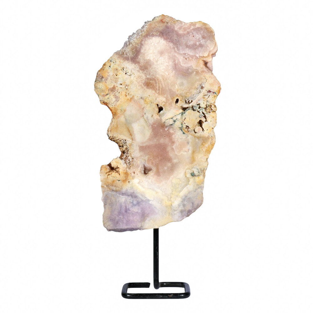 Amethist (roze) op standaard 26 x 13 x 3 cm | 1642 gram