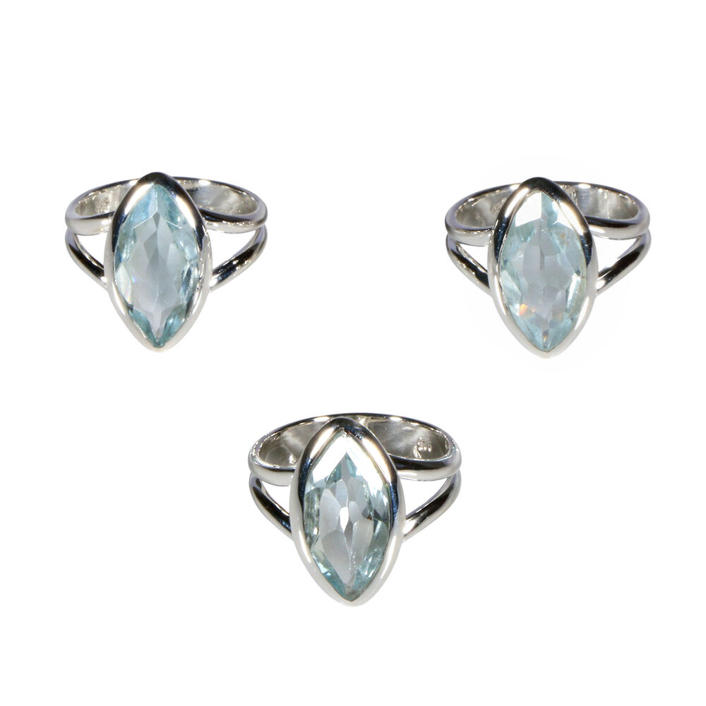 Zilveren ring topaas (blauw) maat 17 | markies facet 1,6 x 0,8 cm