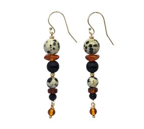 Gold filled oorbellen "dalmatiër"