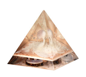 Urn piramide rozenkwarts 10,8 x 10,8 x 13,5 cm Urn piramide rozenkwarts 10,8 x 10,8 x 13,5 cm