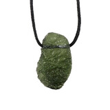 Moldaviet hanger ruw doorboord | 5,06 gram