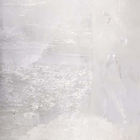 Bergkristal (zelfhelend) met brug kristal staand 38,5 x 16,5 x 12,9 cm | 15,02 kg