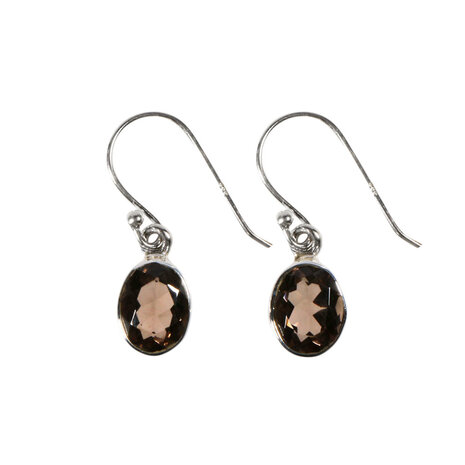 Zilveren oorbellen rookkwarts | ovaal facet 9 x 7 mm