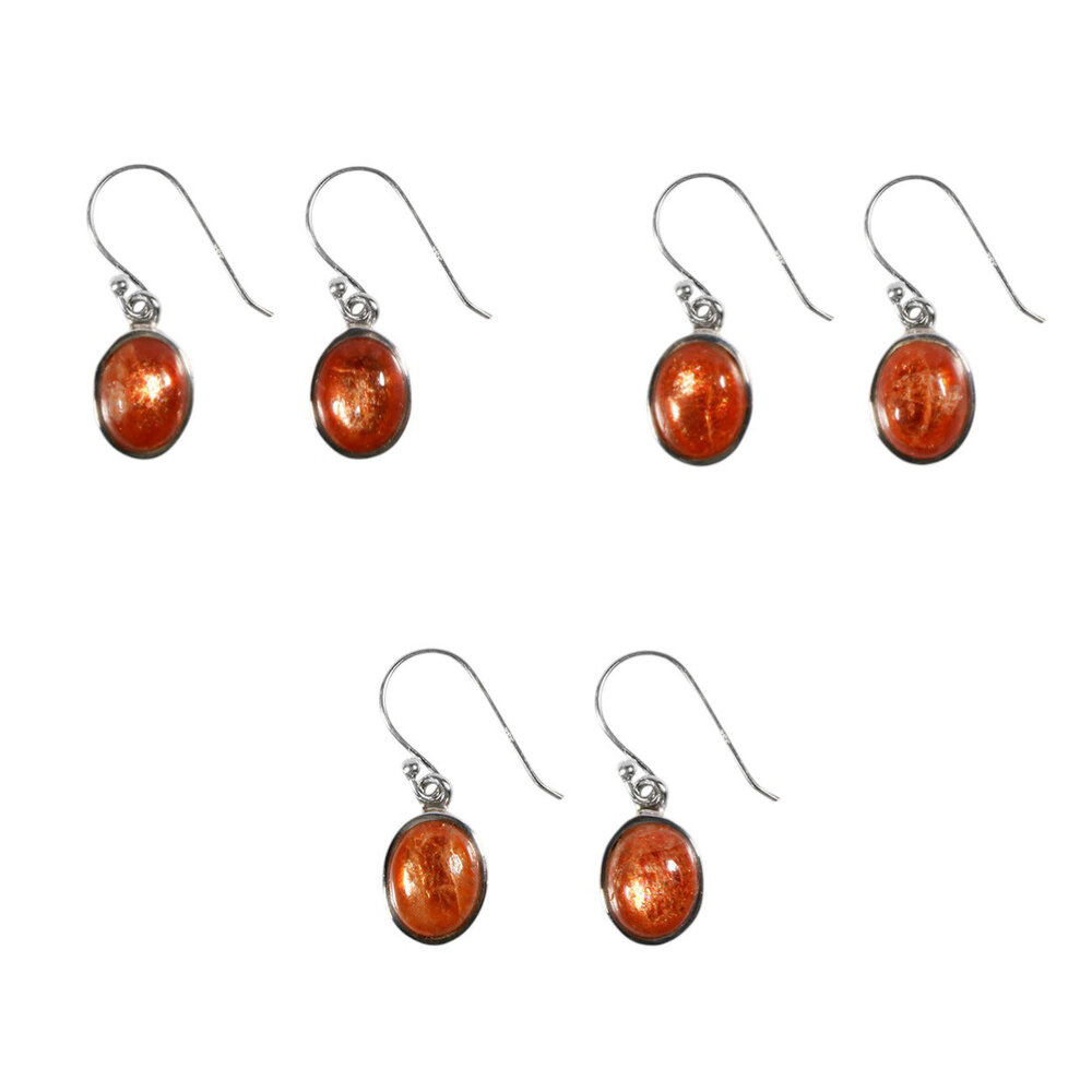 Zilveren oorbellen zonnesteen ovaal 0,9 x 0,7 cm