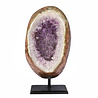 Amethist geode op standaard 20 x 12,5 x 6,5 cm | 3011 gram Amethist geode op standaard 20 x 12,5 x 6,5 cm | 3011 gram