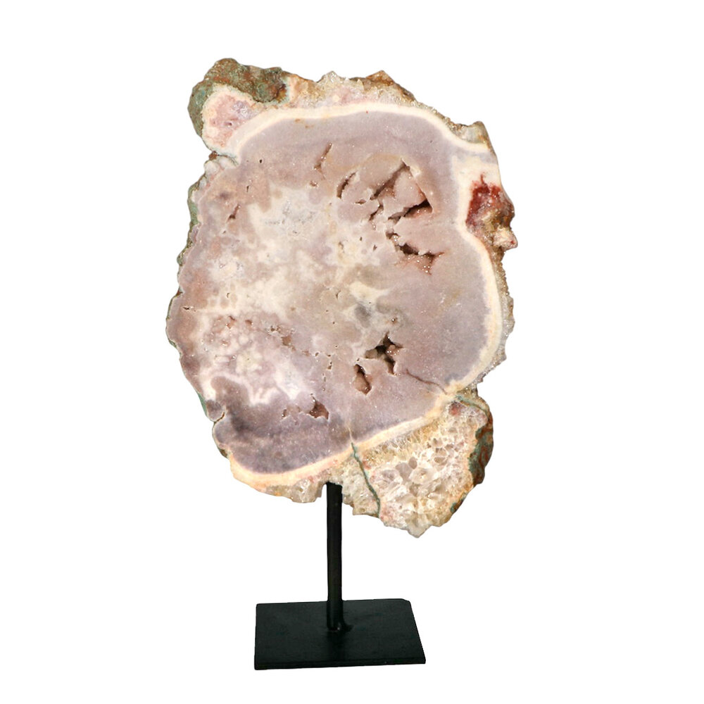 Amethist (roze) op standaard 22,5 x 16 x 4 cm | 1798 gram