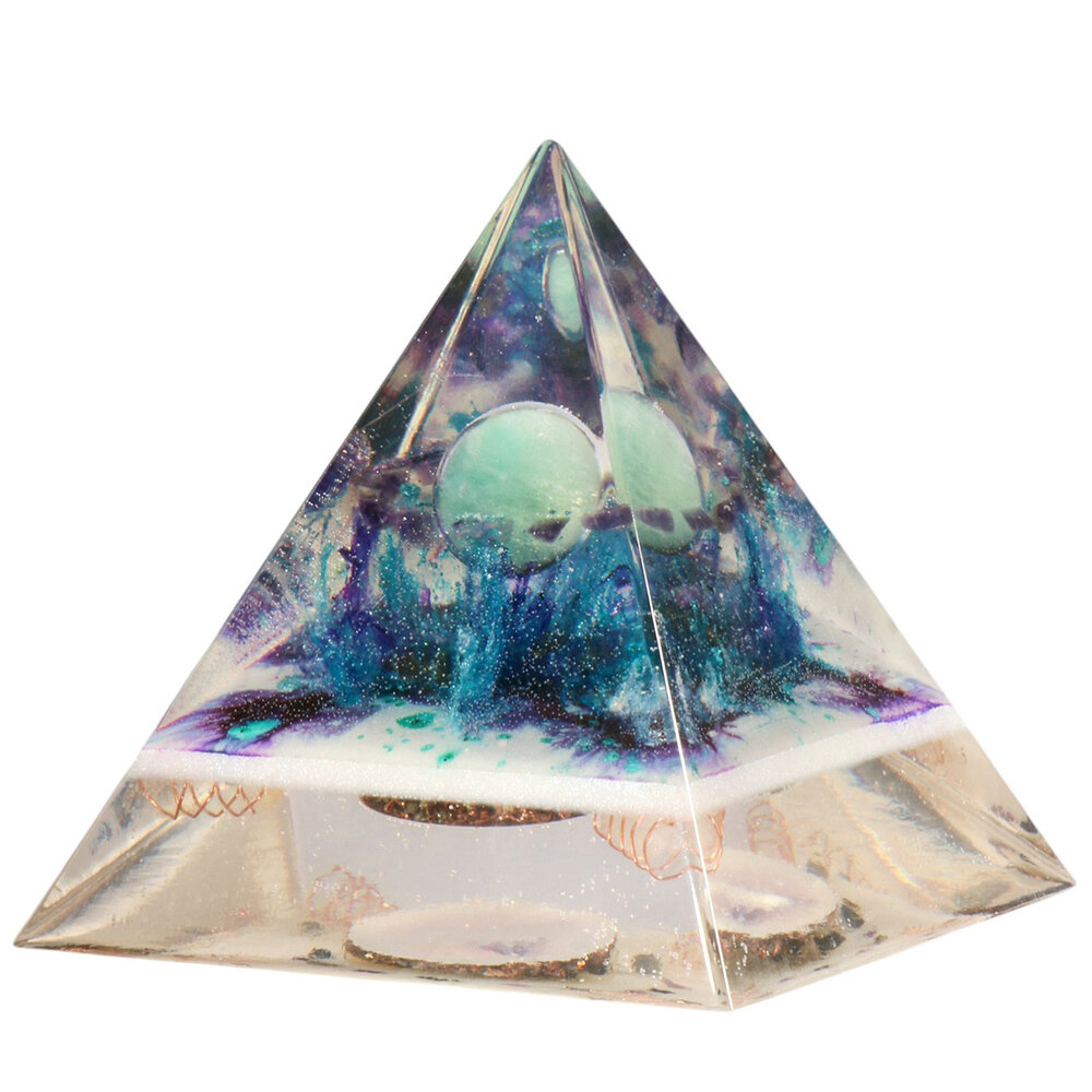 Orgonite piramide groene fluoriet bol 10,5 x 10,5 x 10,5 cm | 471 gram